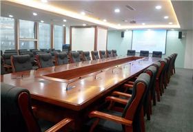 沐鸣2会议室音响设备 公共经济创新交易中心