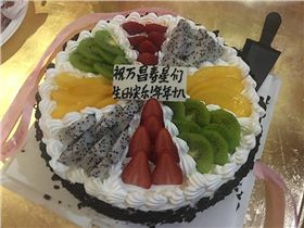 奋斗忙碌,不忘美好时光|沐鸣2音响5月份生日聚会