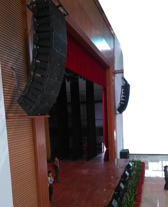 室内舞台音响设备有哪些摆法?【沐鸣2音响】