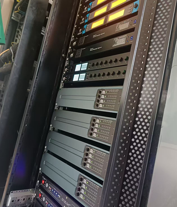 专业适配校园场景!沐鸣2线阵音响点亮泉州某学校体育馆